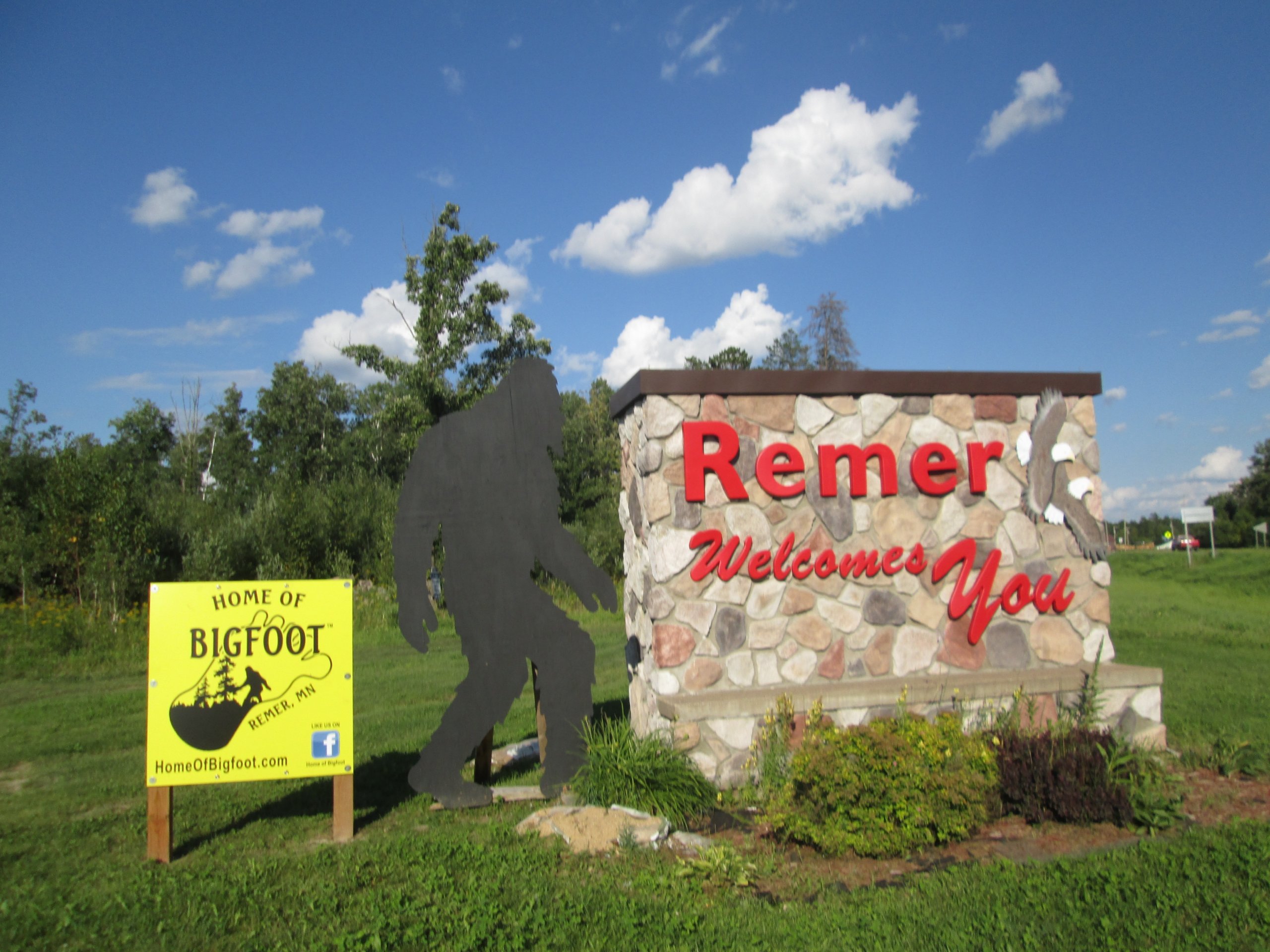 _Remer_Welcomes_You__Sign